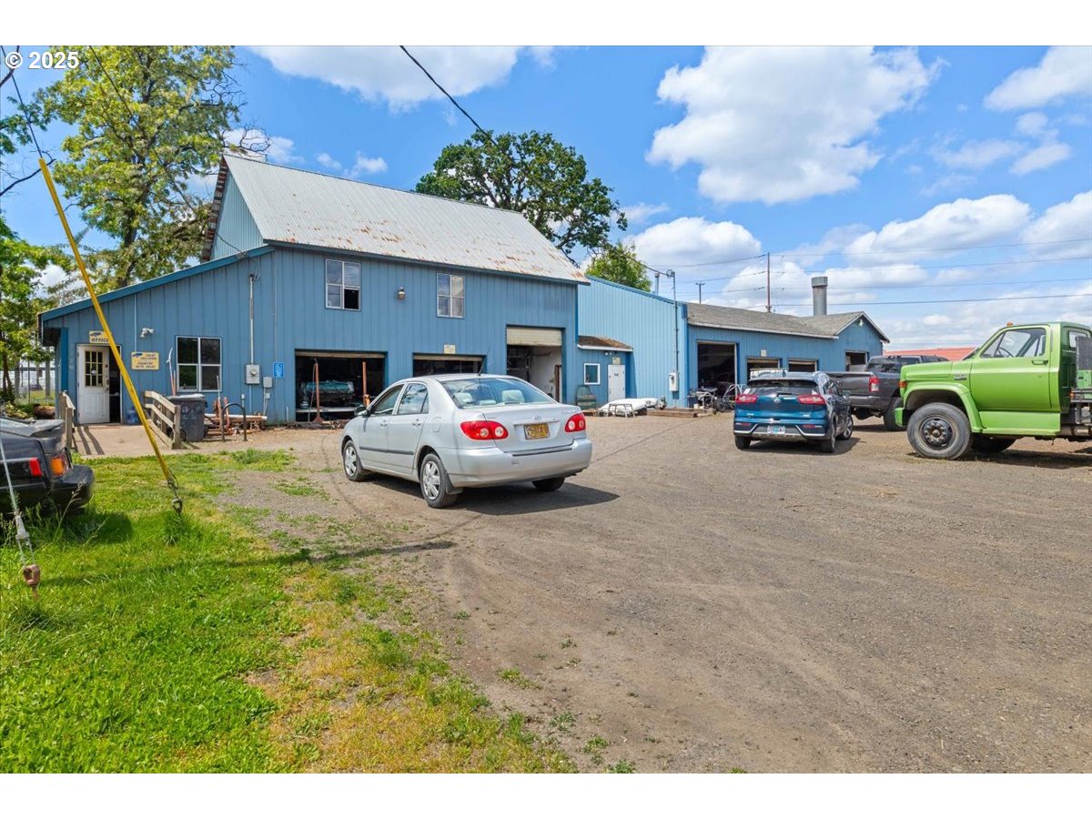 13780 S MACKSBURG RD, Molalla