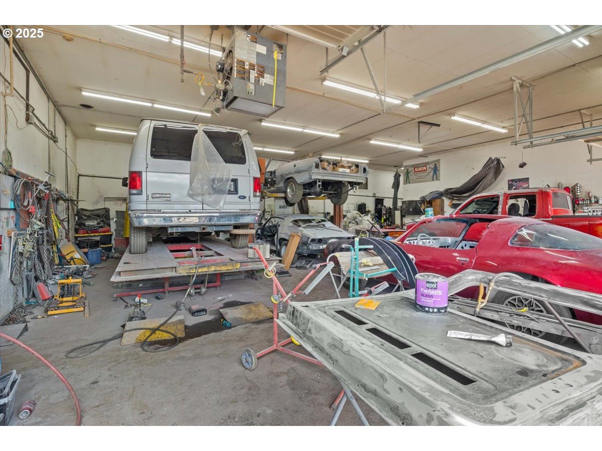 13780 S MACKSBURG RD, Molalla