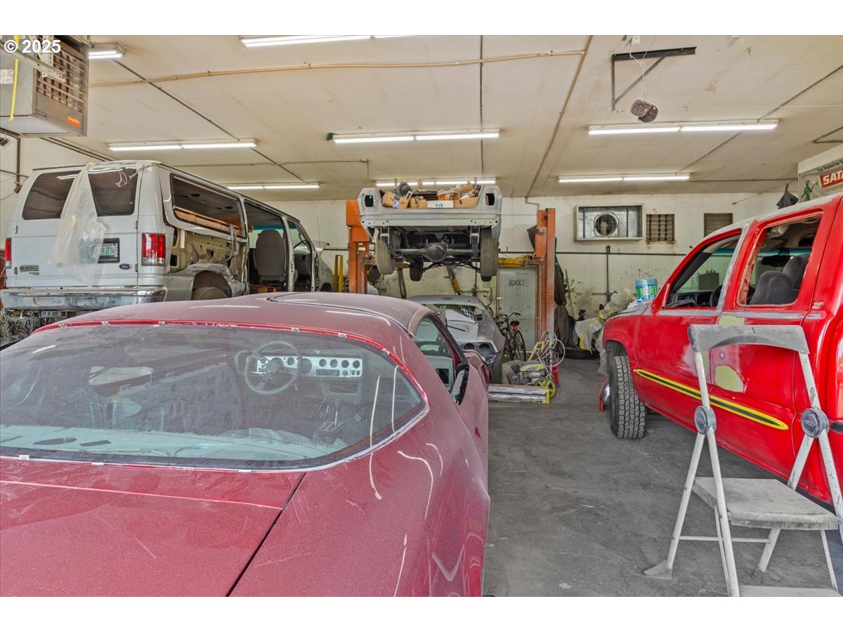 13780 S MACKSBURG RD, Molalla