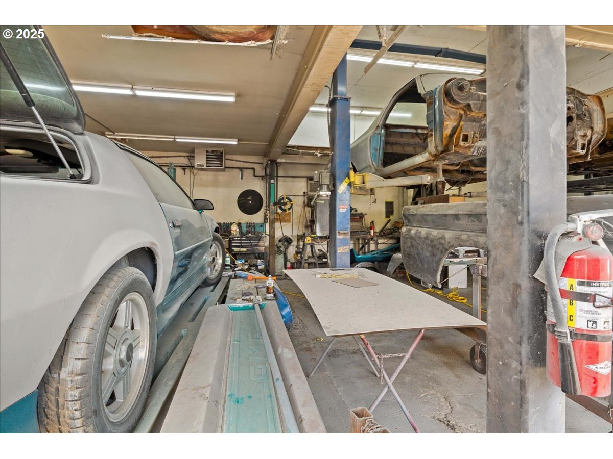 13780 S MACKSBURG RD, Molalla