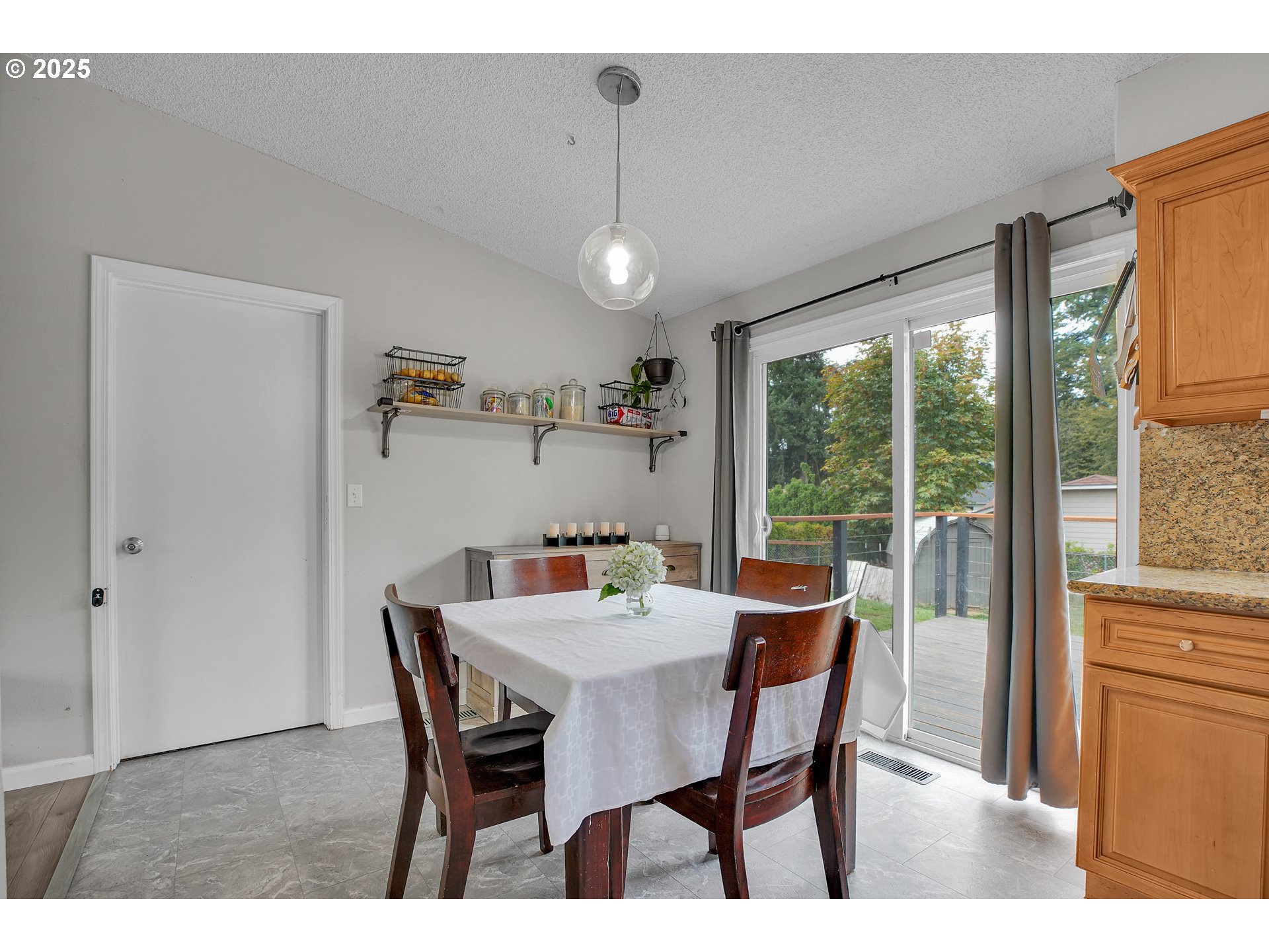 1897 SW BINFORD LAKE PKWY, Gresham