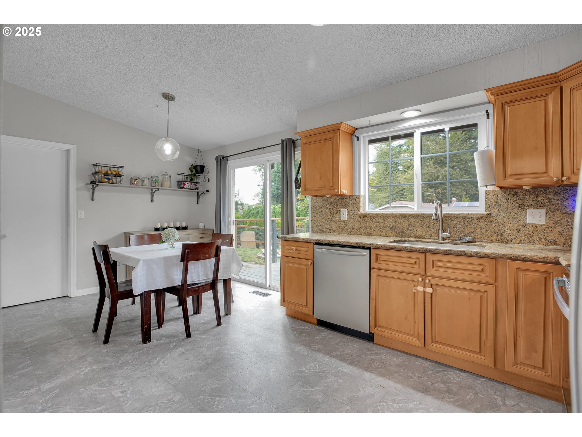 1897 SW BINFORD LAKE PKWY, Gresham