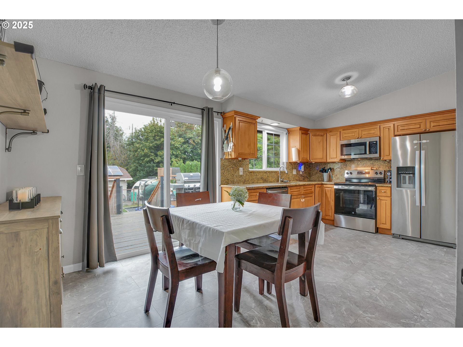 1897 SW BINFORD LAKE PKWY, Gresham