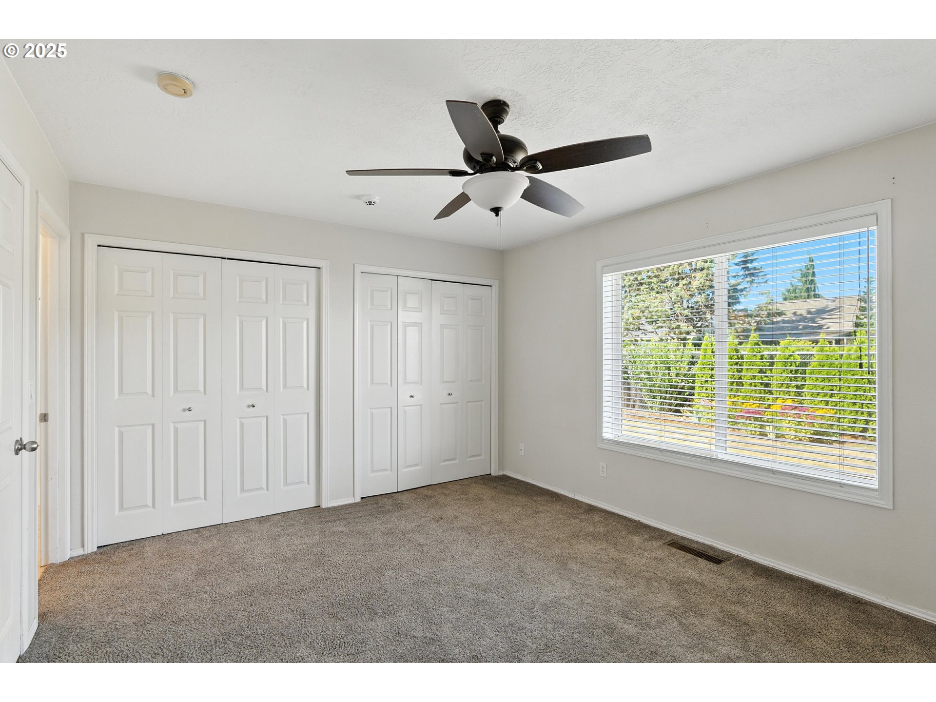 7933 KATHERINE ST NE