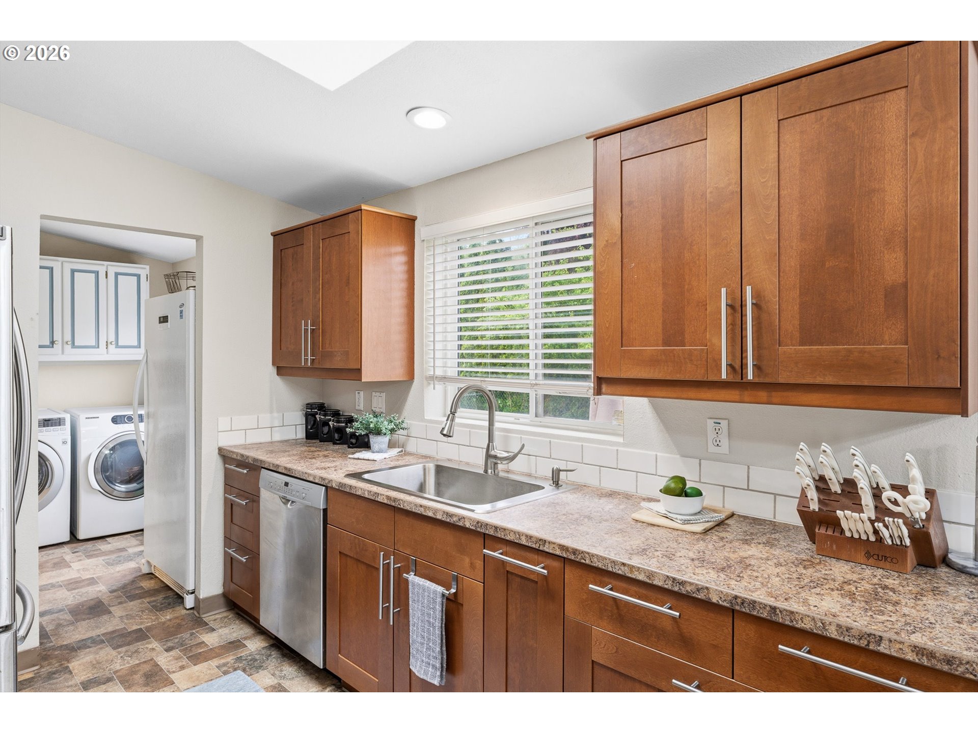 1655 S ELM ST 302