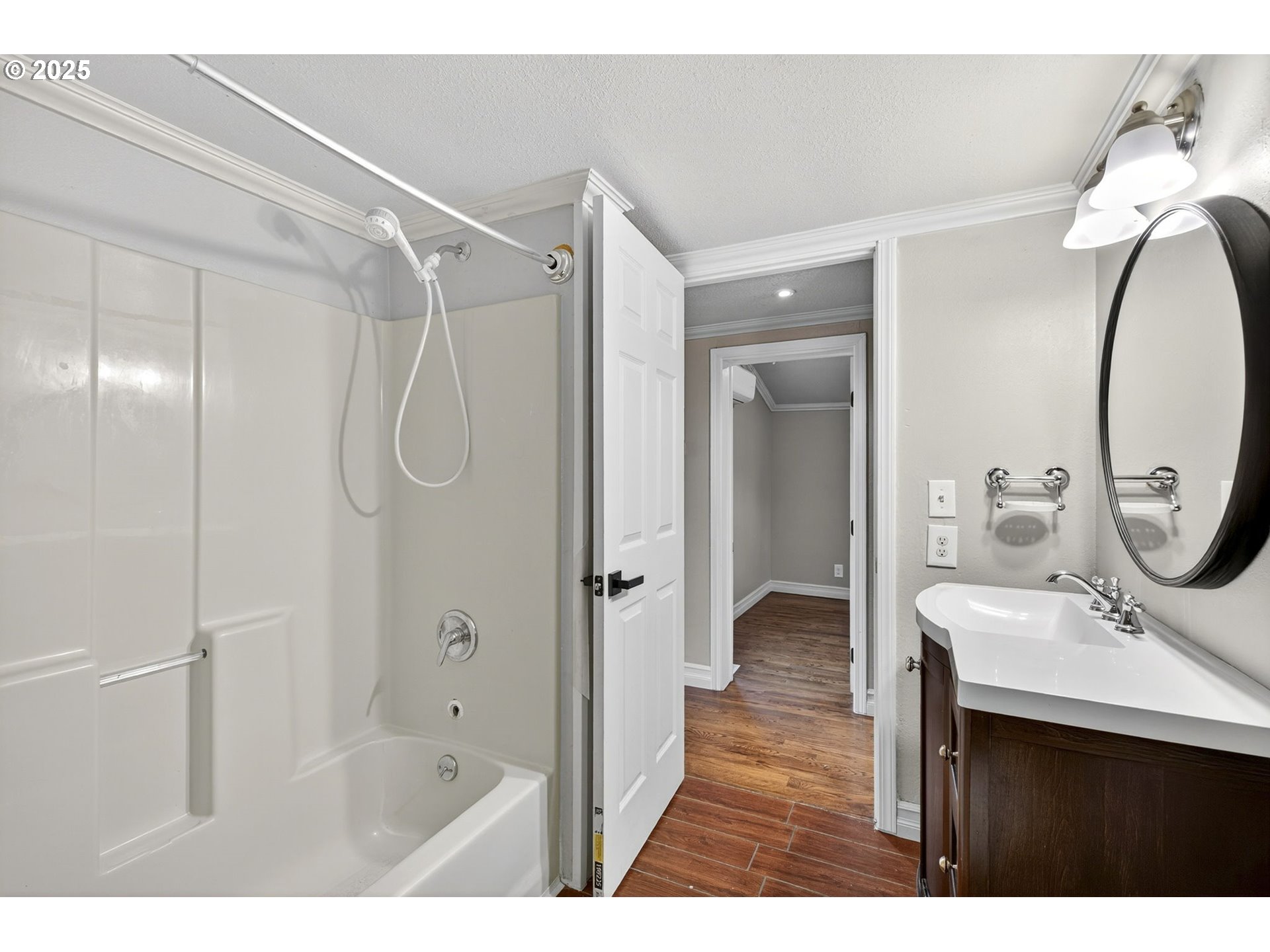681 SW CONCORD WAY