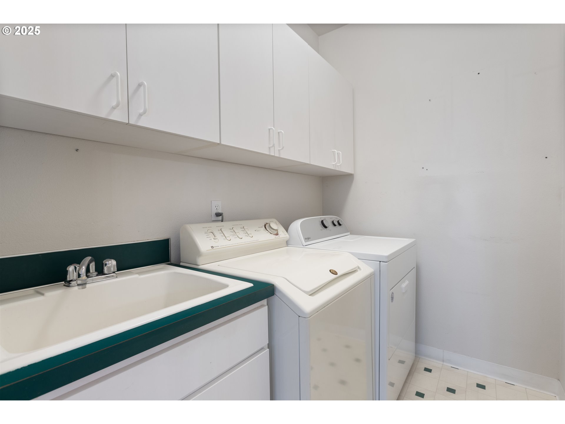 10955 SW BLACK DIAMOND WAY