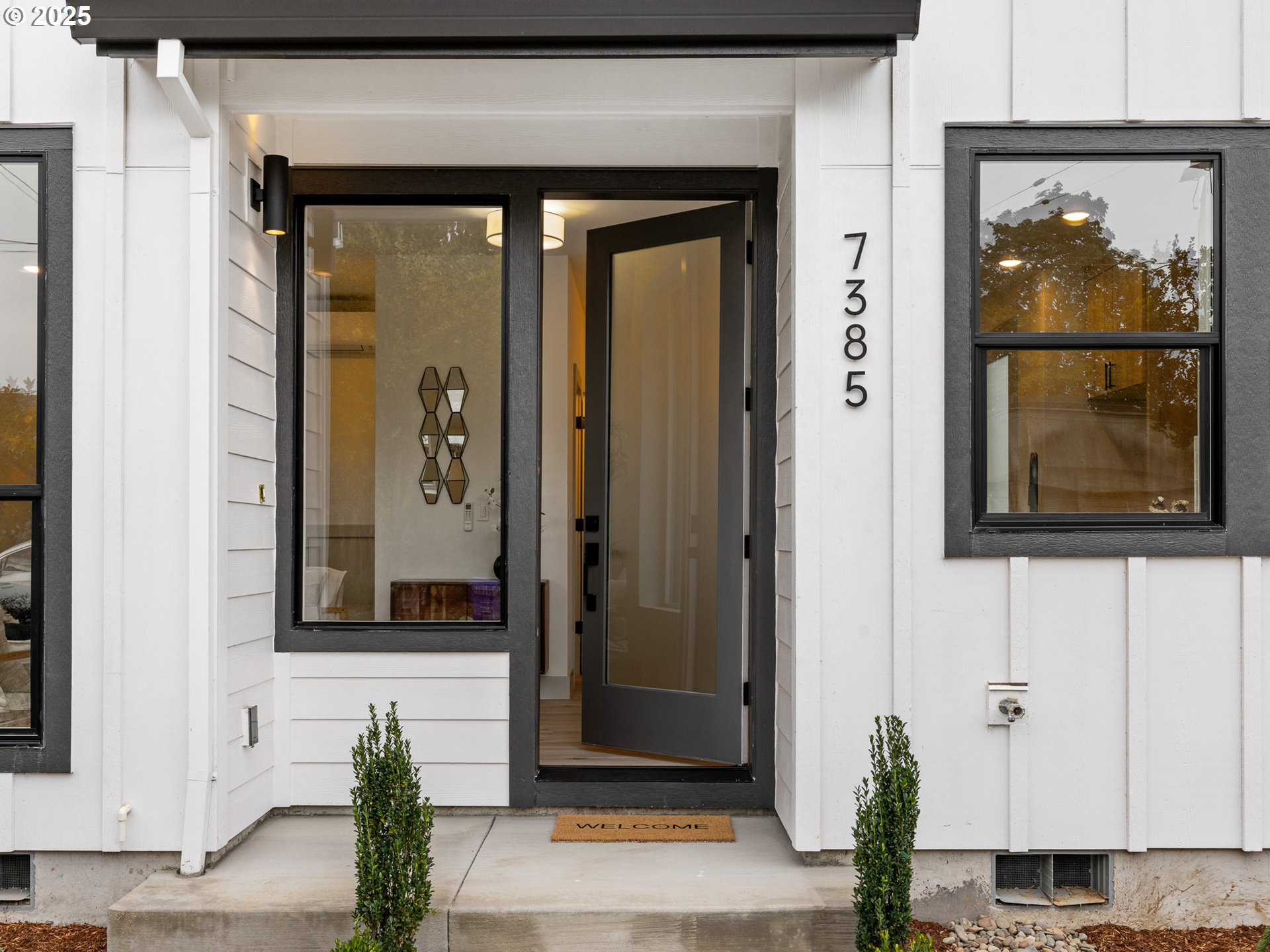 7385 N Mobile AVE, Portland