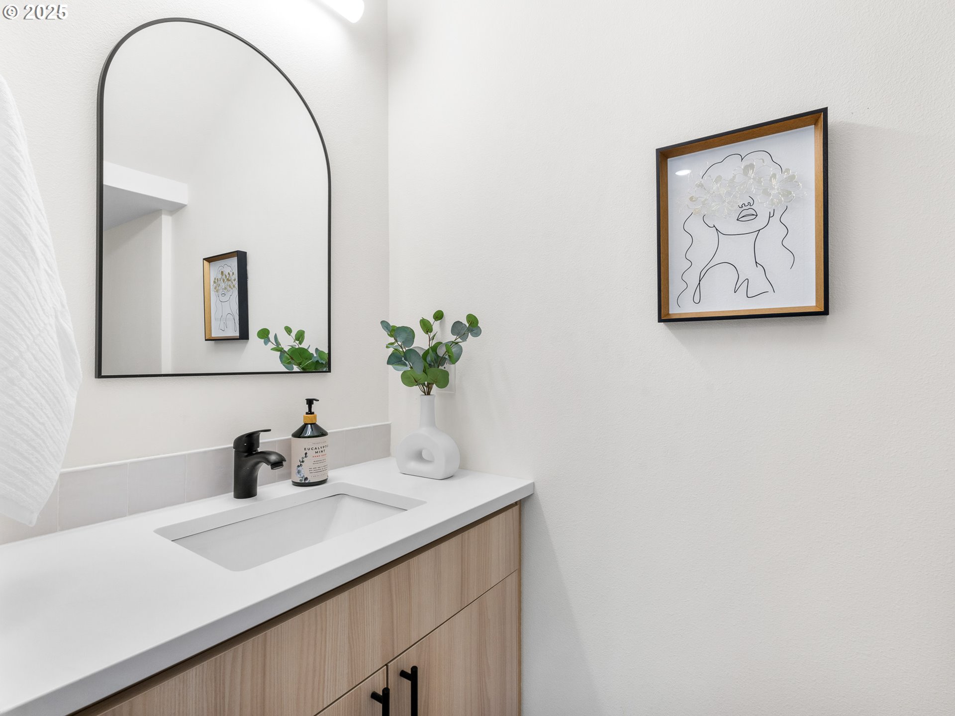 7385 N Mobile AVE, Portland