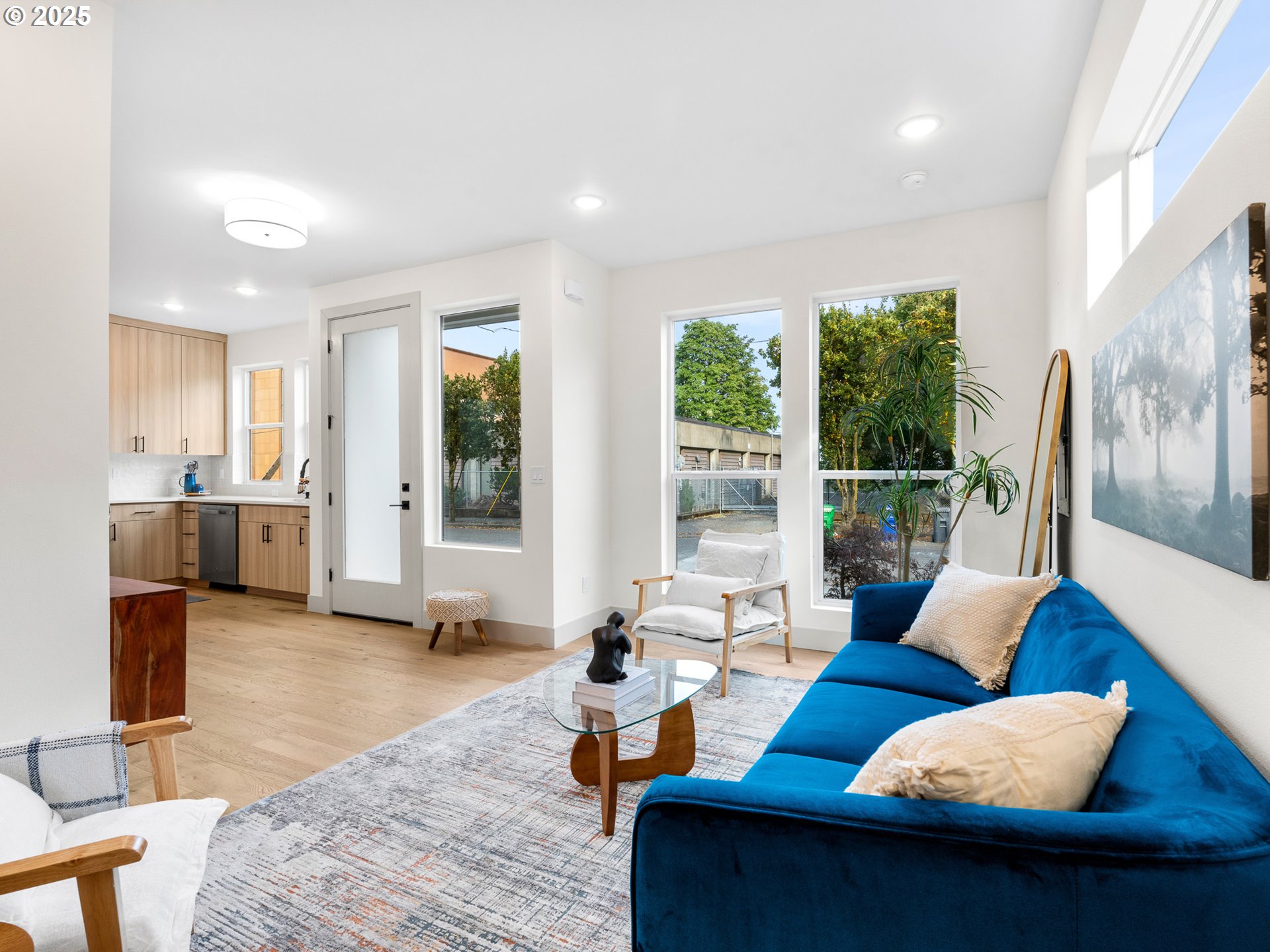 7385 N Mobile AVE, Portland