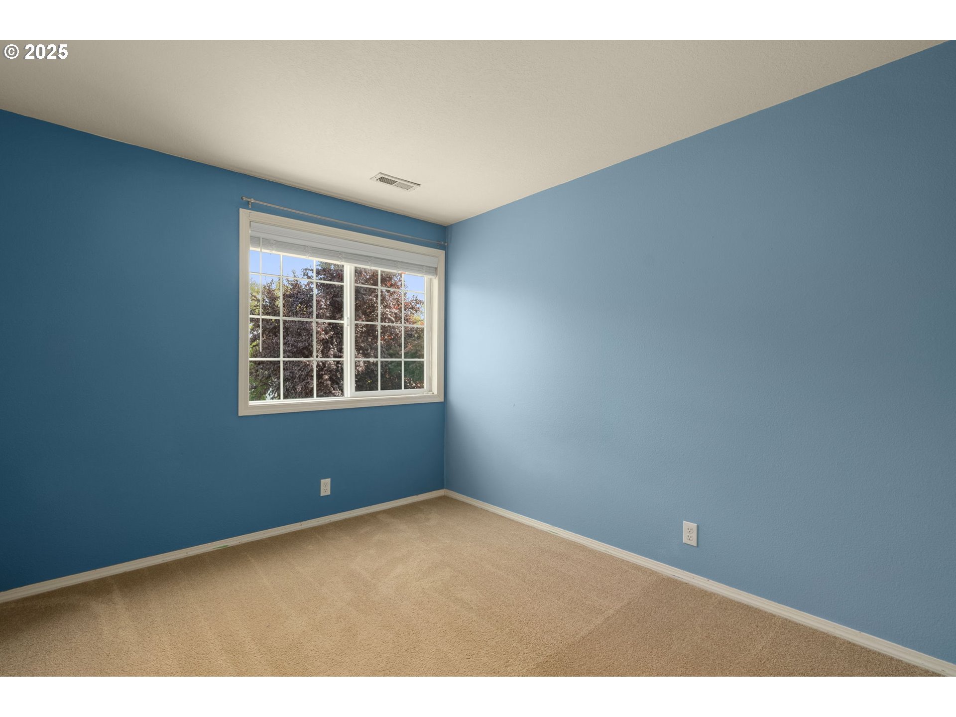 5105 SW GREENWOOD CIR