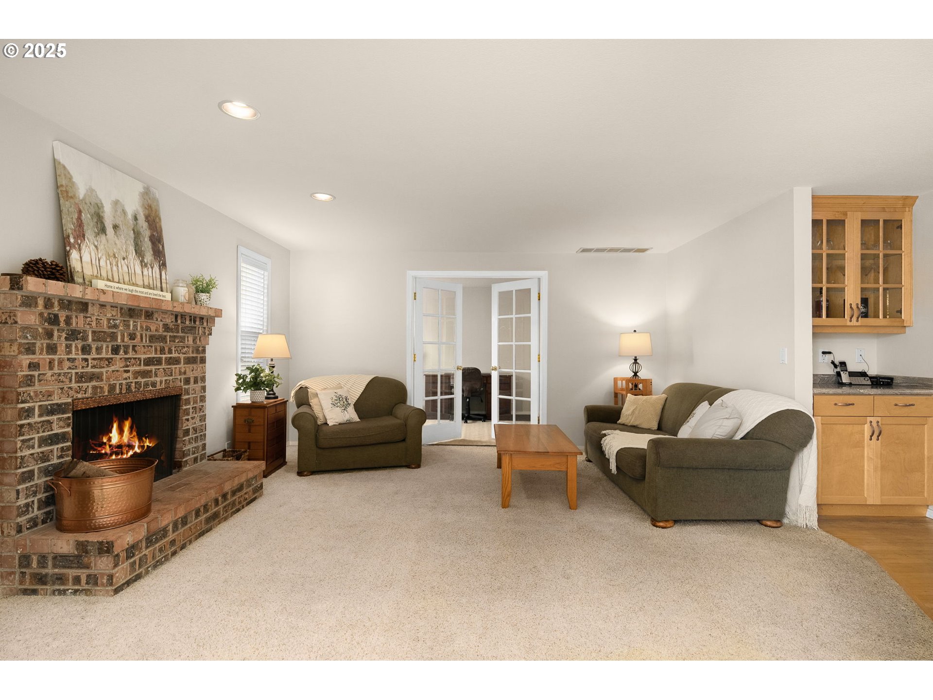 5105 SW GREENWOOD CIR