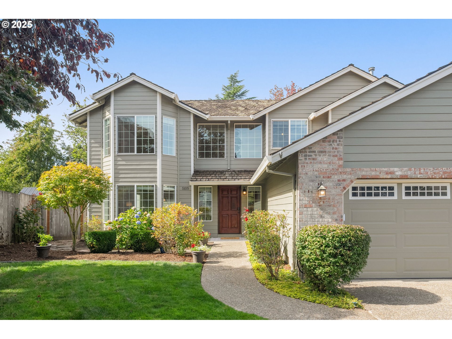 5105 SW GREENWOOD CIR