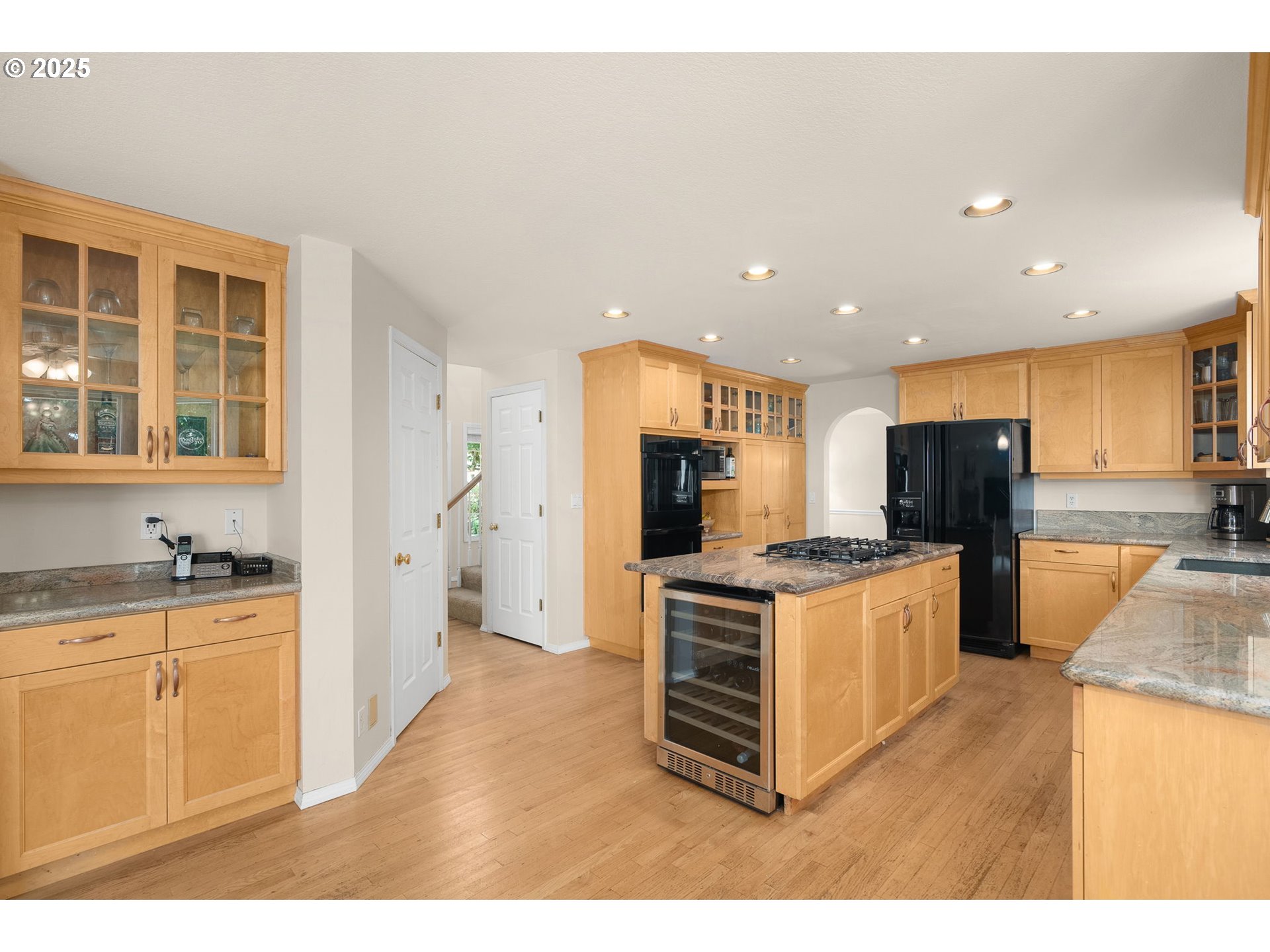 5105 SW GREENWOOD CIR