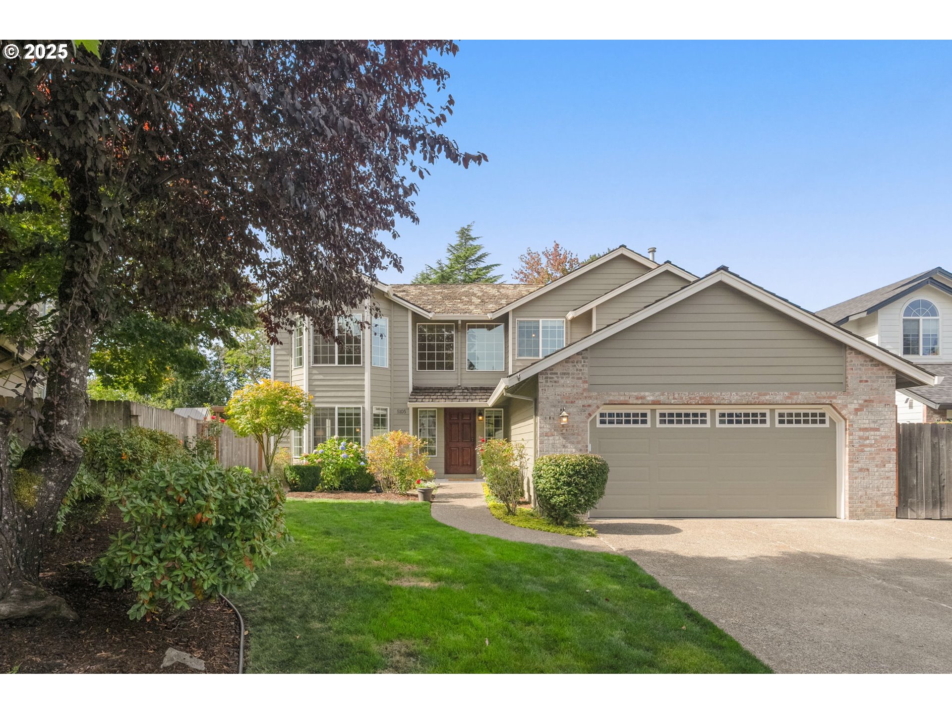 5105 SW GREENWOOD CIR