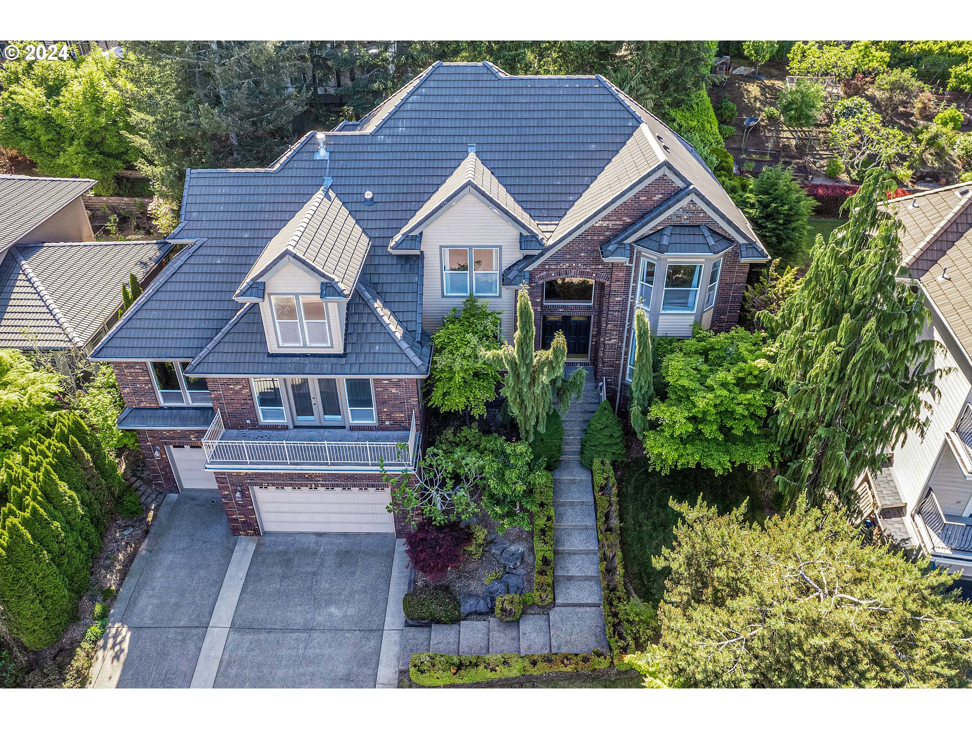 13163 SW BROADMOOR PL