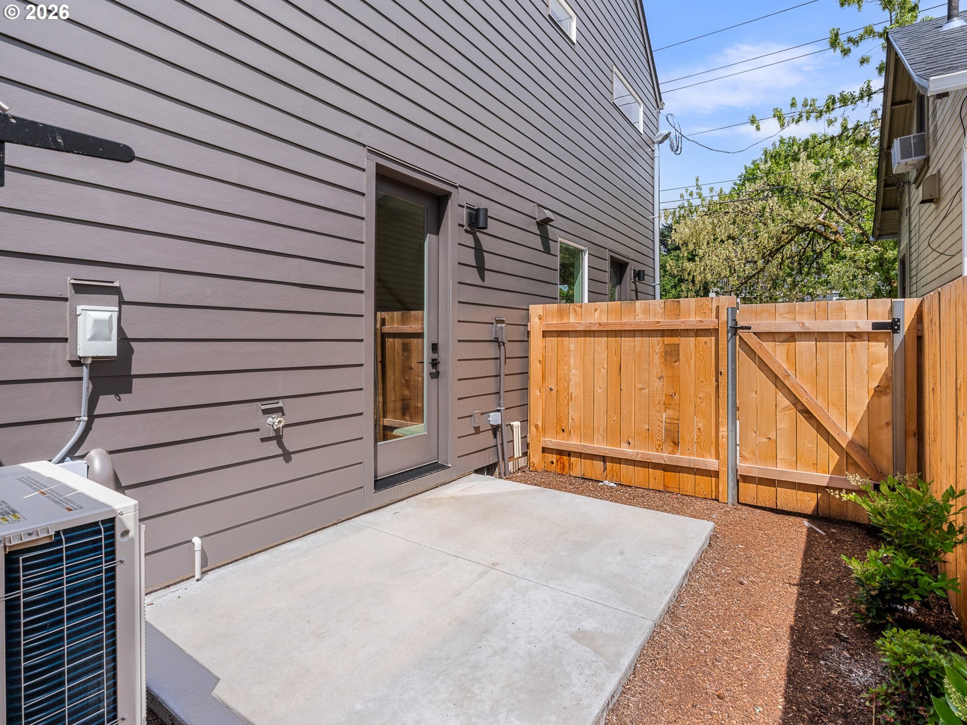 8659 SE 15th AVE