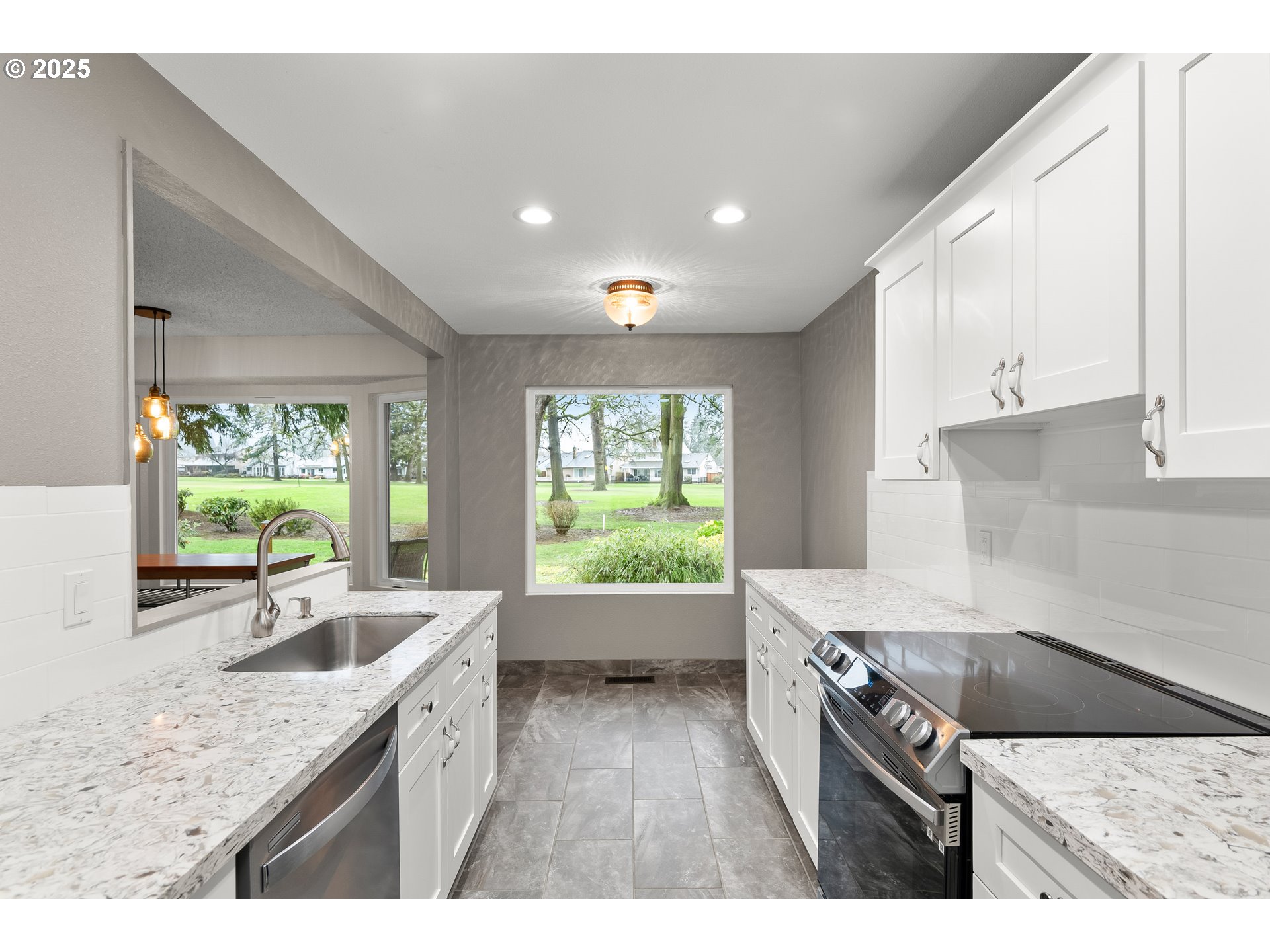 9505 SW BRENTWOOD PL