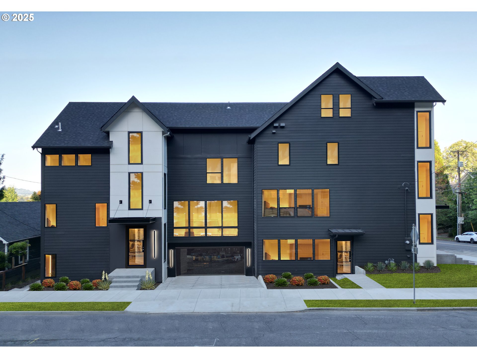 207 S NEBRASKA ST, Portland