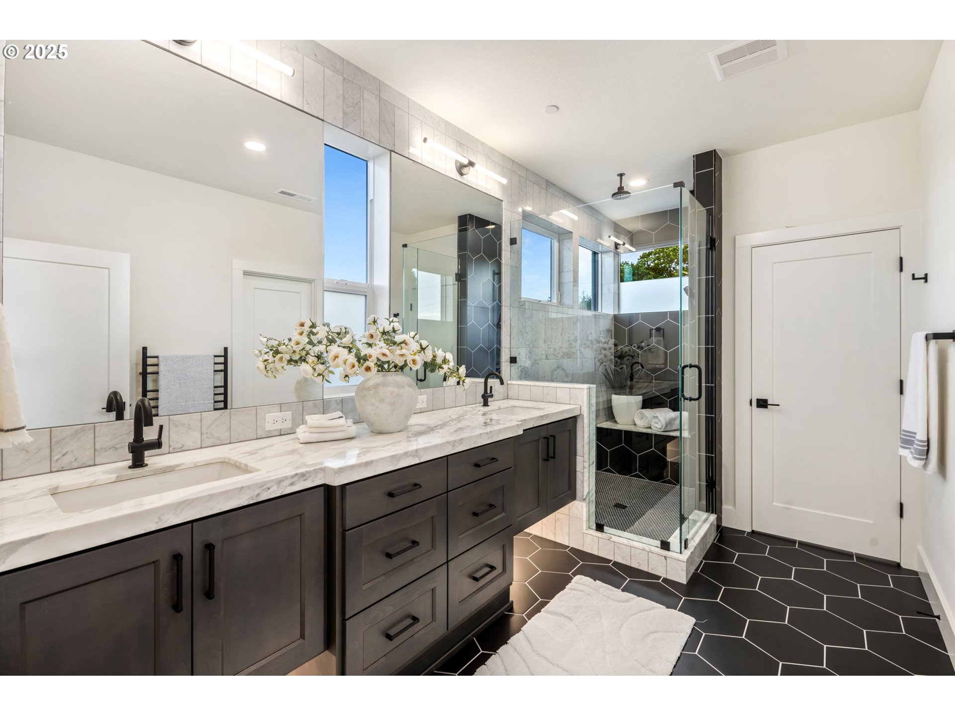 207 S NEBRASKA ST, Portland