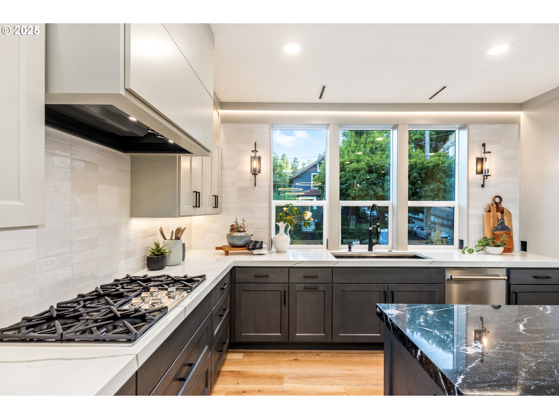 207 S NEBRASKA ST, Portland