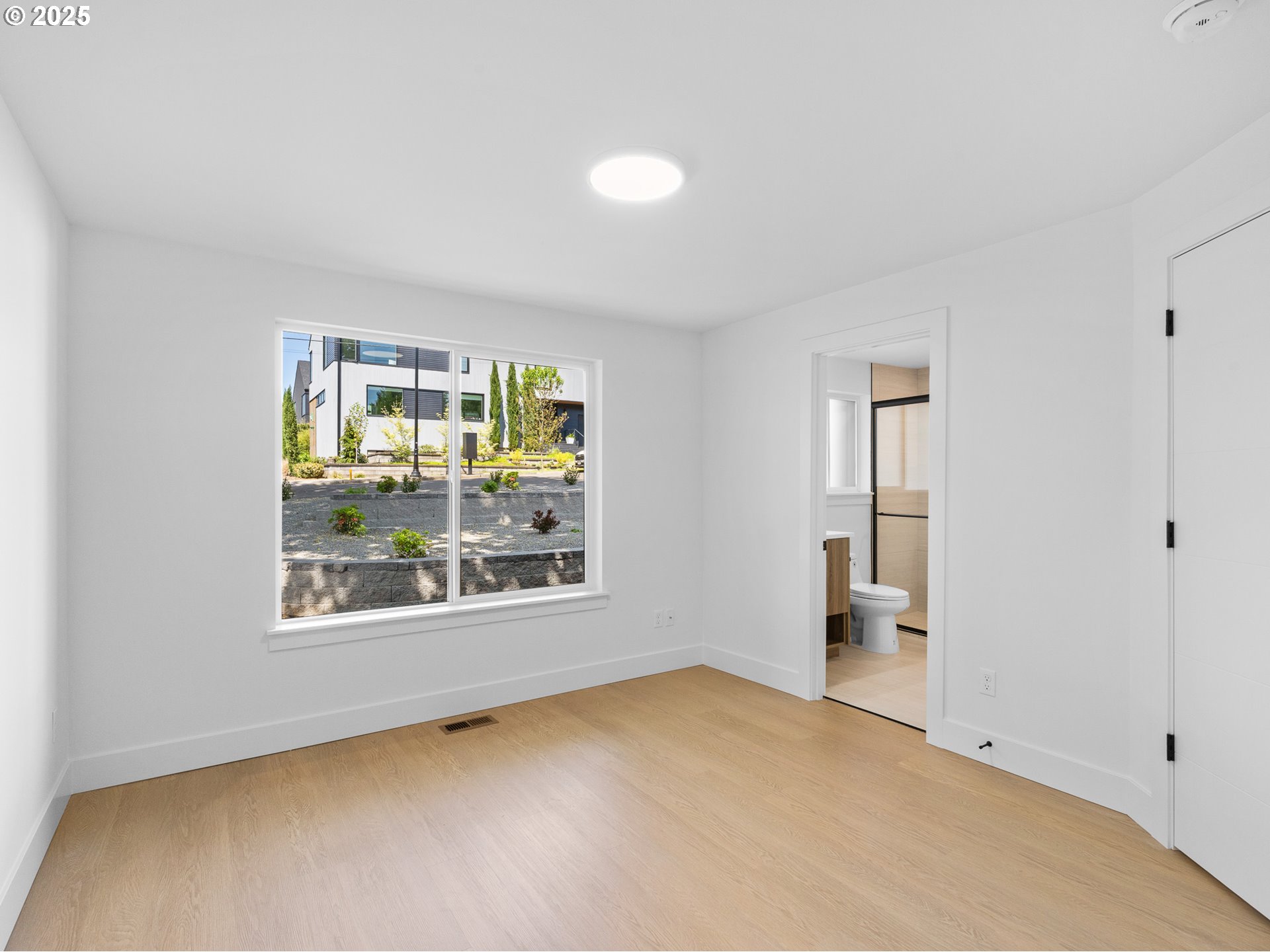 9070 NW LOVEJOY ST, Portland