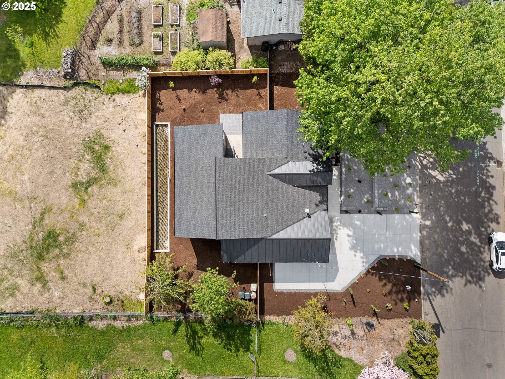 9070 NW LOVEJOY ST, Portland