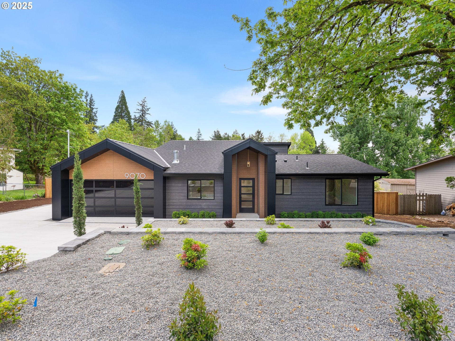 9070 NW LOVEJOY ST, Portland