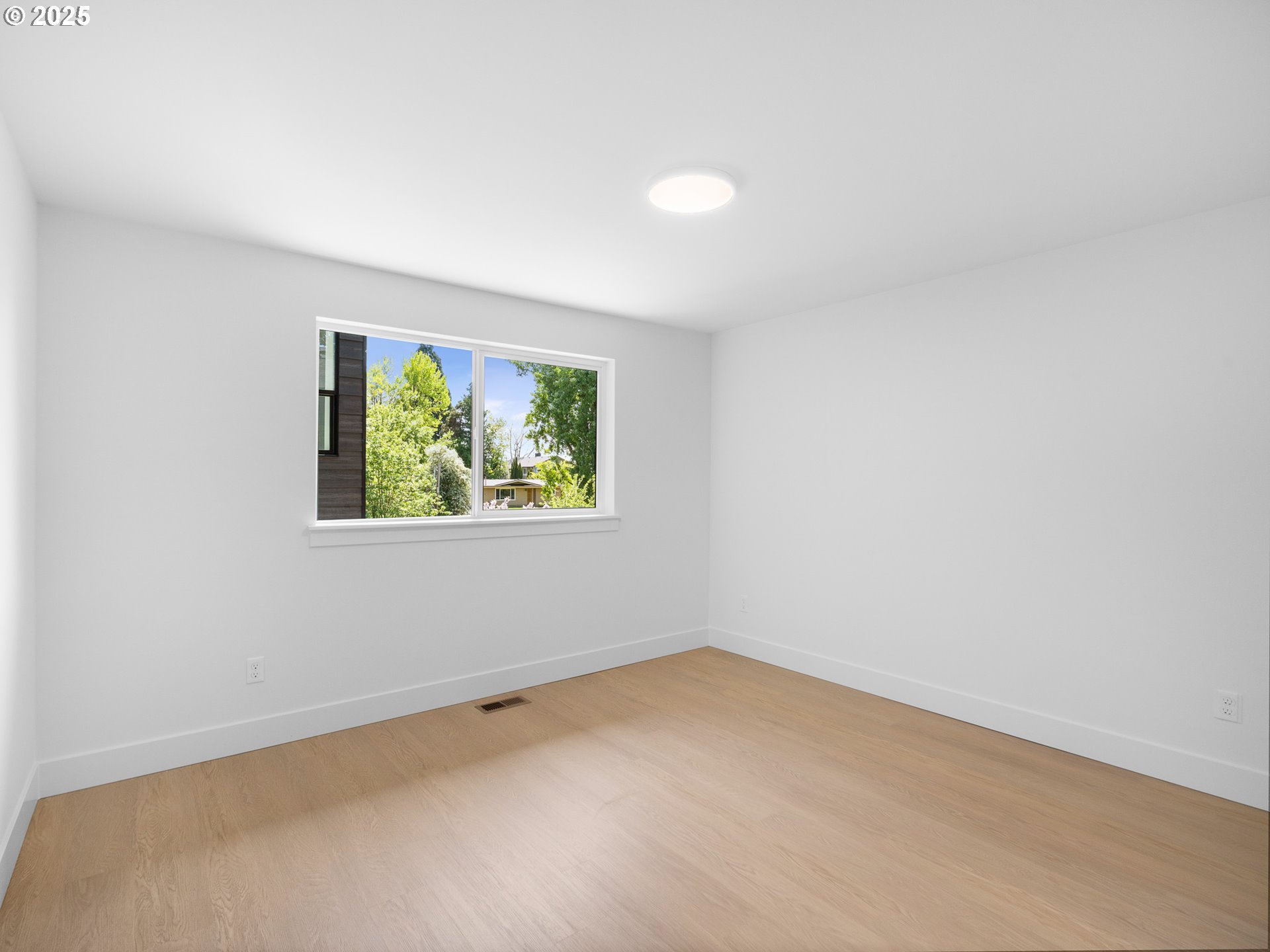 9070 NW LOVEJOY ST, Portland