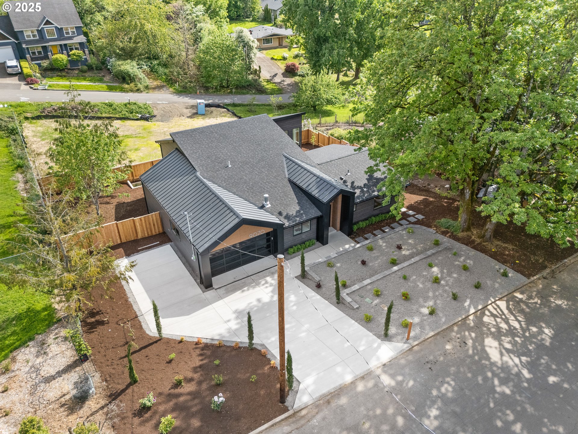 9070 NW LOVEJOY ST, Portland