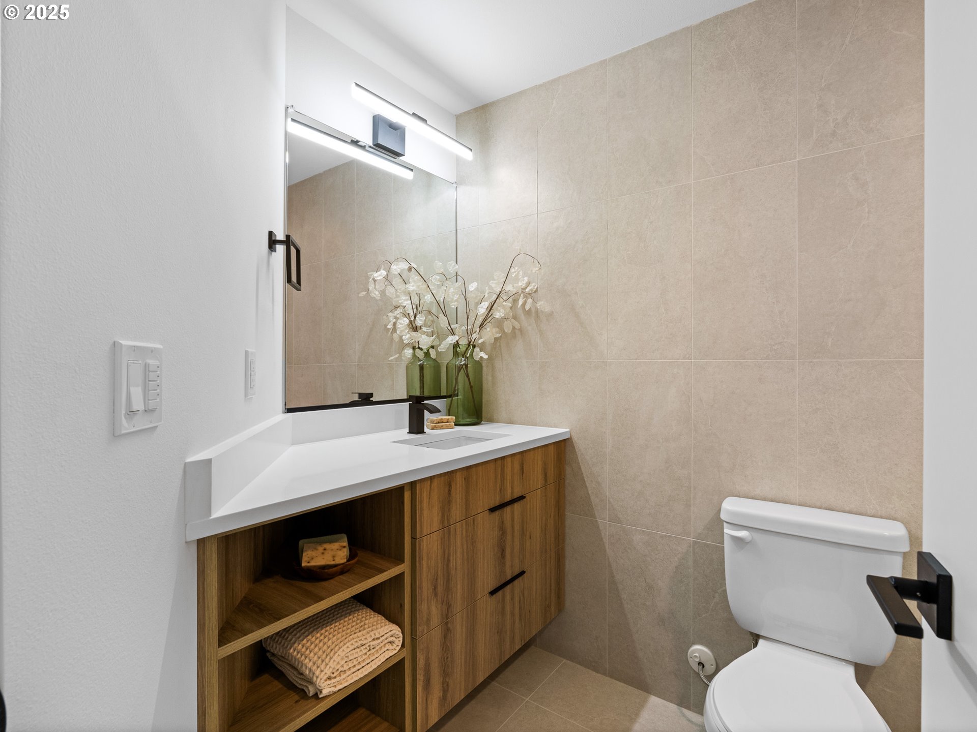 9070 NW LOVEJOY ST, Portland