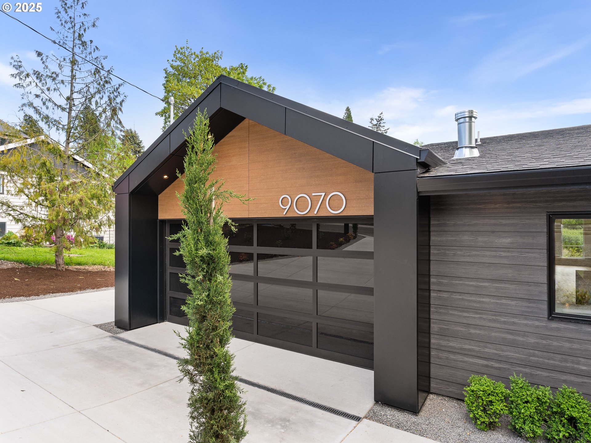 9070 NW LOVEJOY ST, Portland