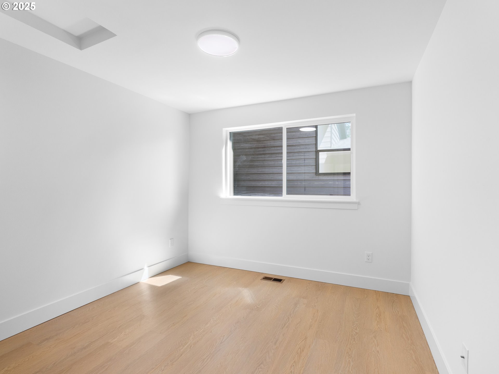 9070 NW LOVEJOY ST, Portland