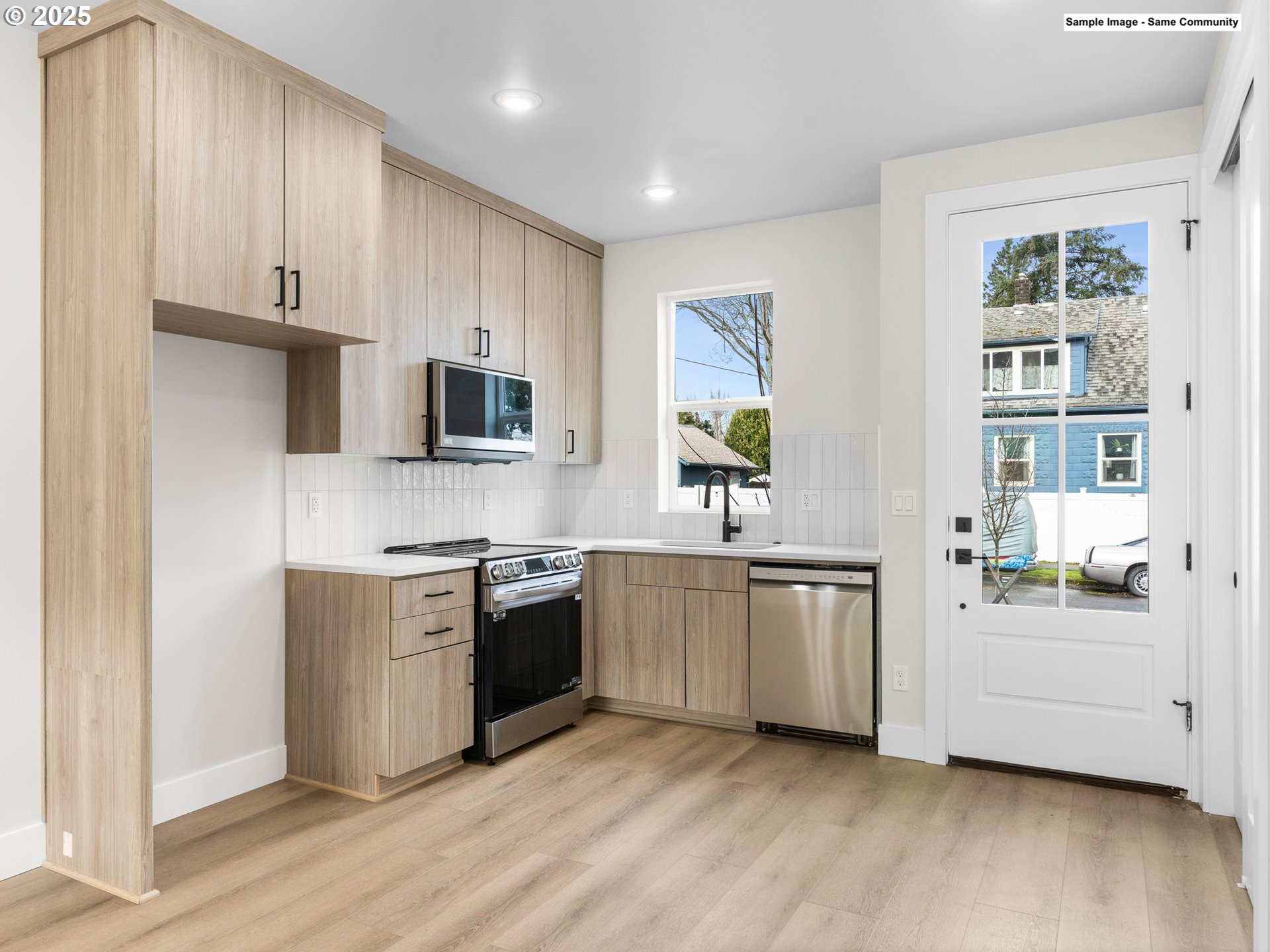 5010 N Houghton ST 4