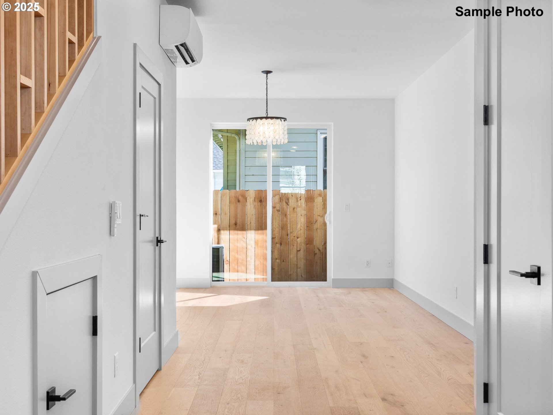 2075 SE Harold ST 4, Portland Unit: 4