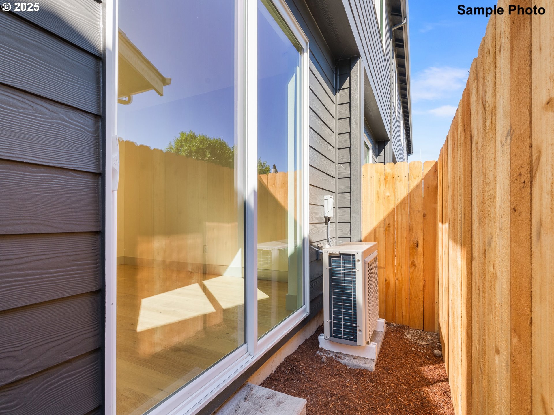 2075 SE Harold ST 4, Portland Unit: 4