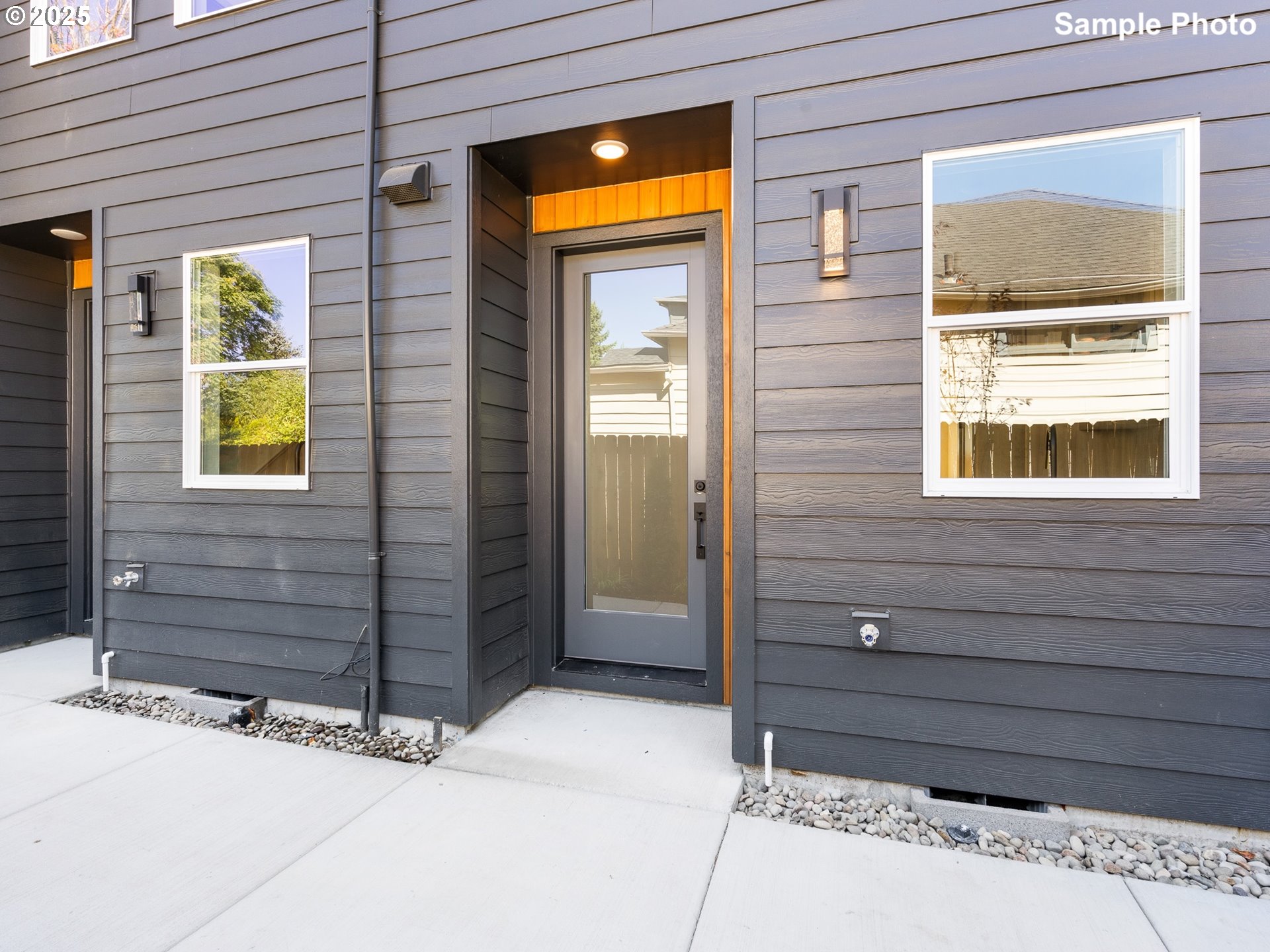 2075 SE Harold ST 4, Portland Unit: 4