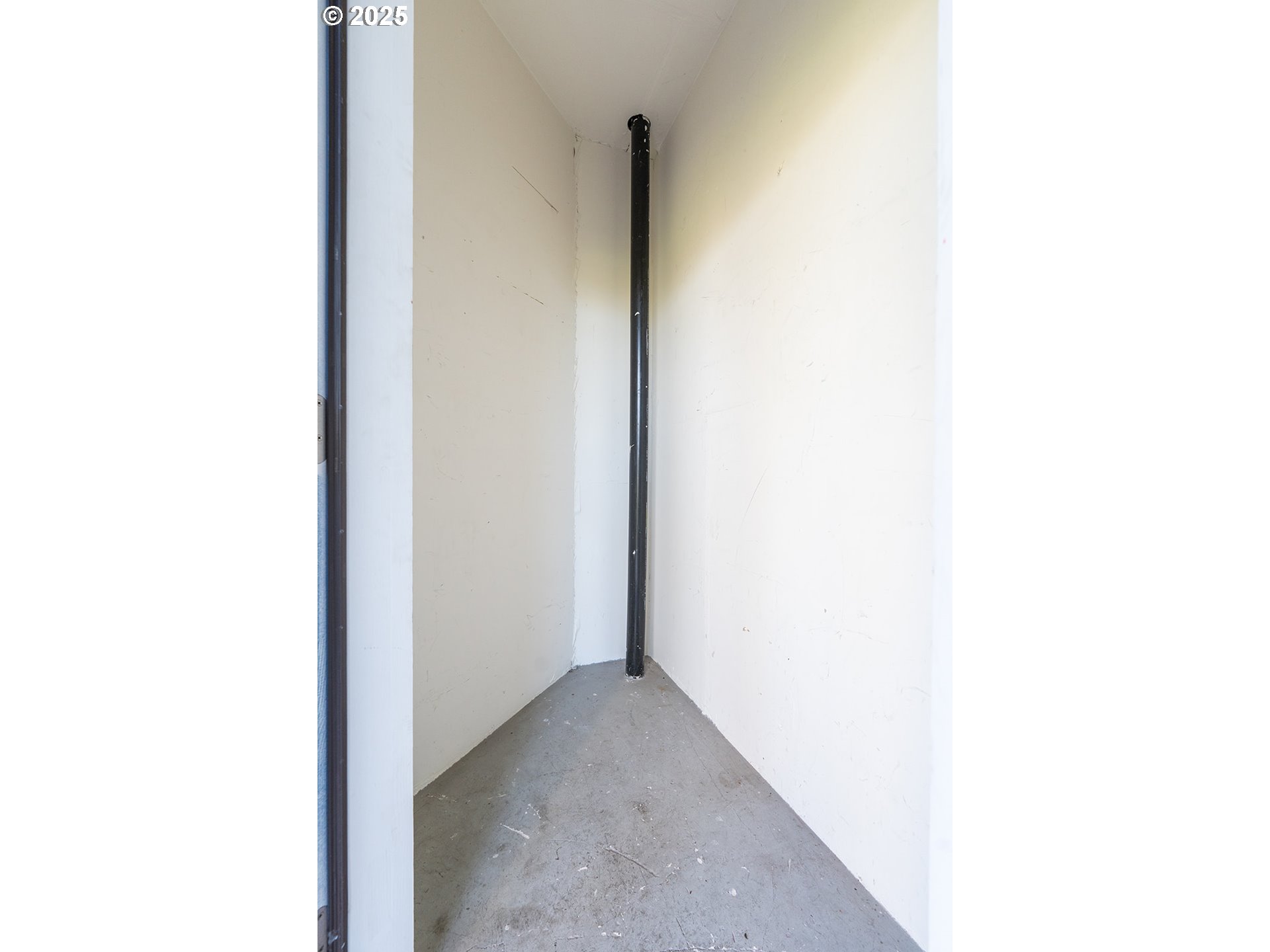 8720 SW TUALATIN RD Unit: 206