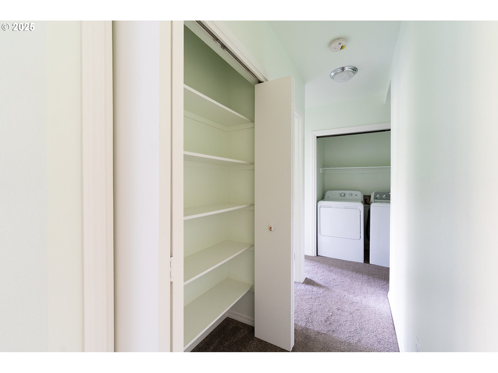 8720 SW TUALATIN RD Unit: 206