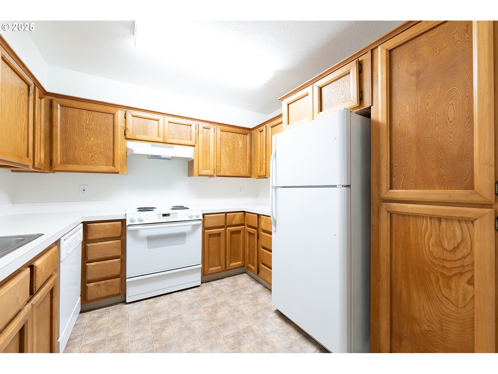 8720 SW TUALATIN RD Unit: 206