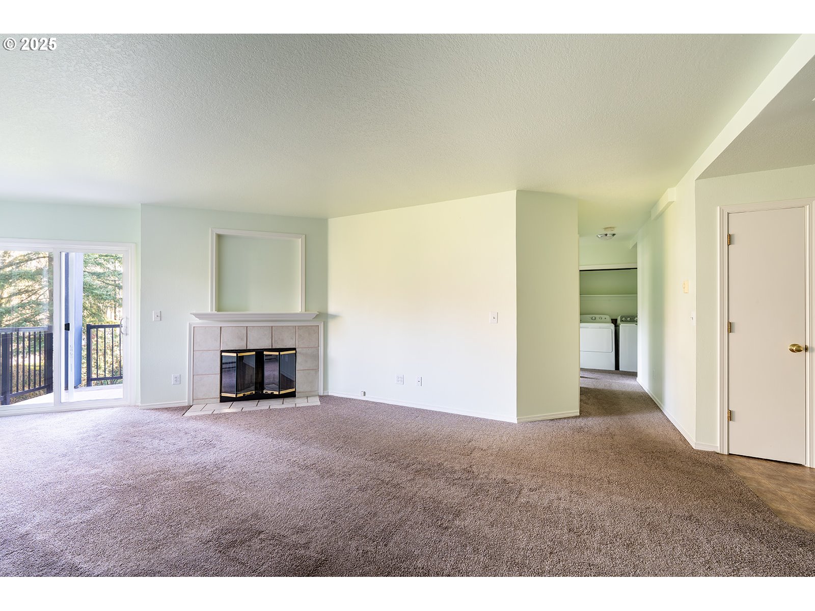 8720 SW TUALATIN RD Unit: 206