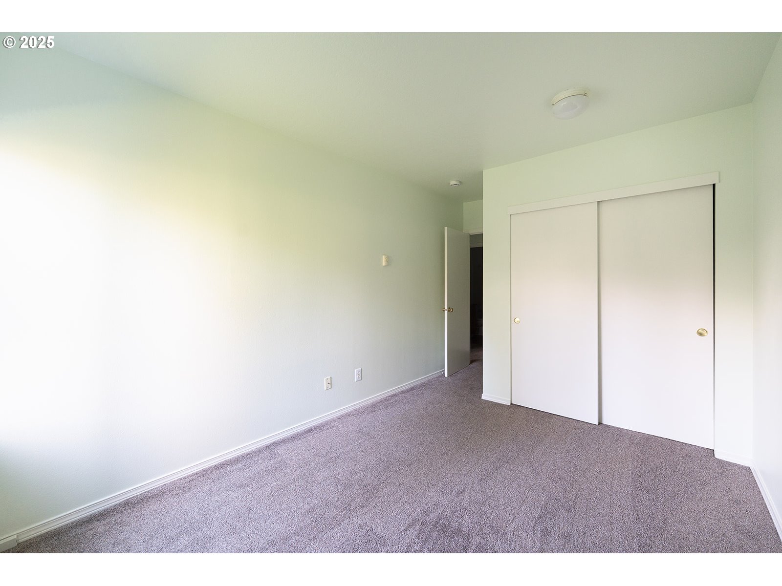 8720 SW TUALATIN RD Unit: 206