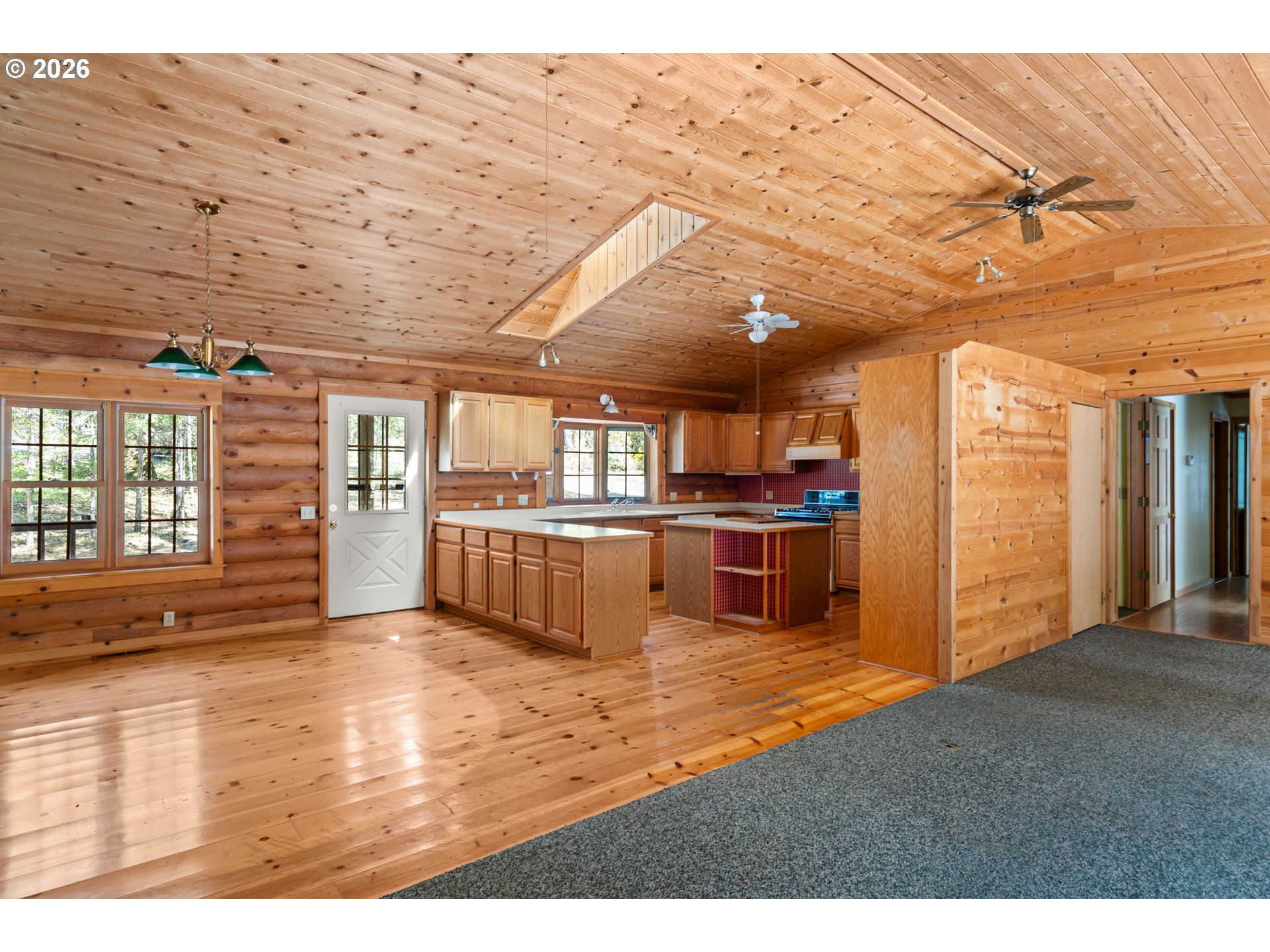 453 GLENDON RD