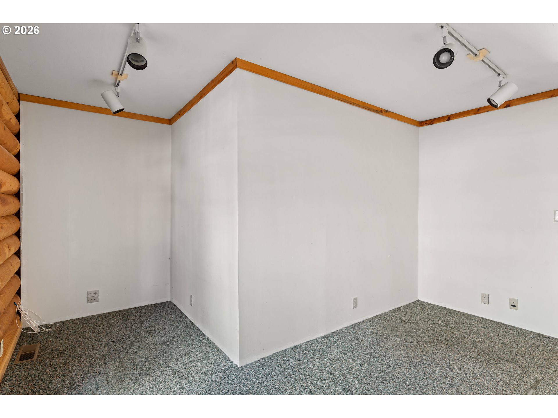 453 GLENDON RD