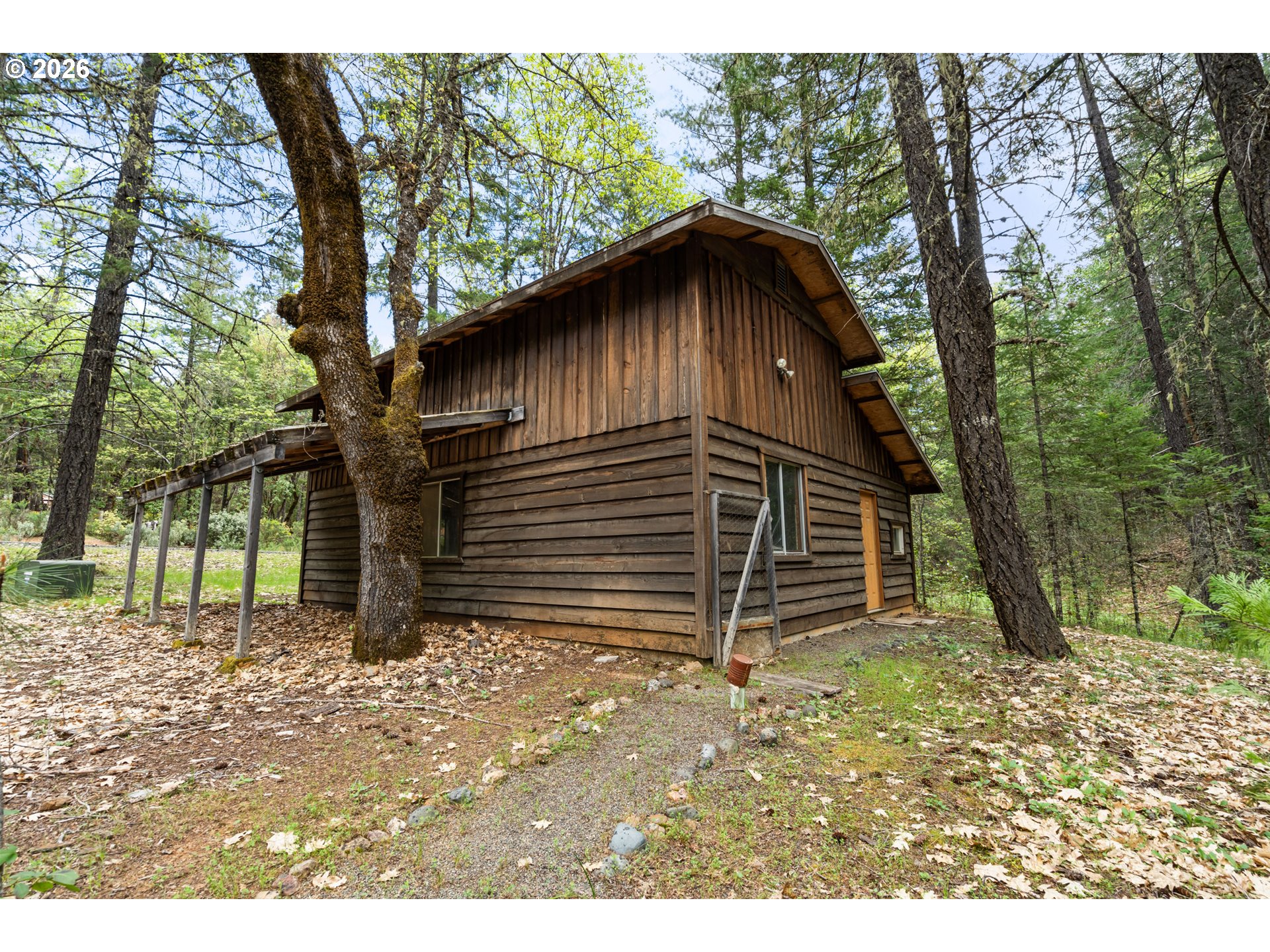453 GLENDON RD