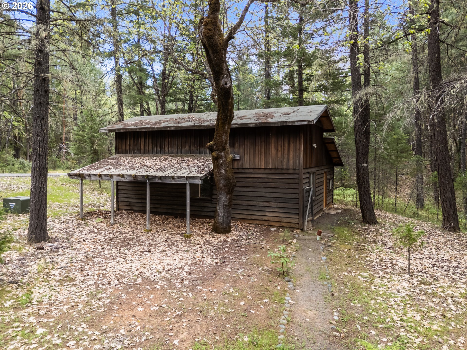 453 GLENDON RD
