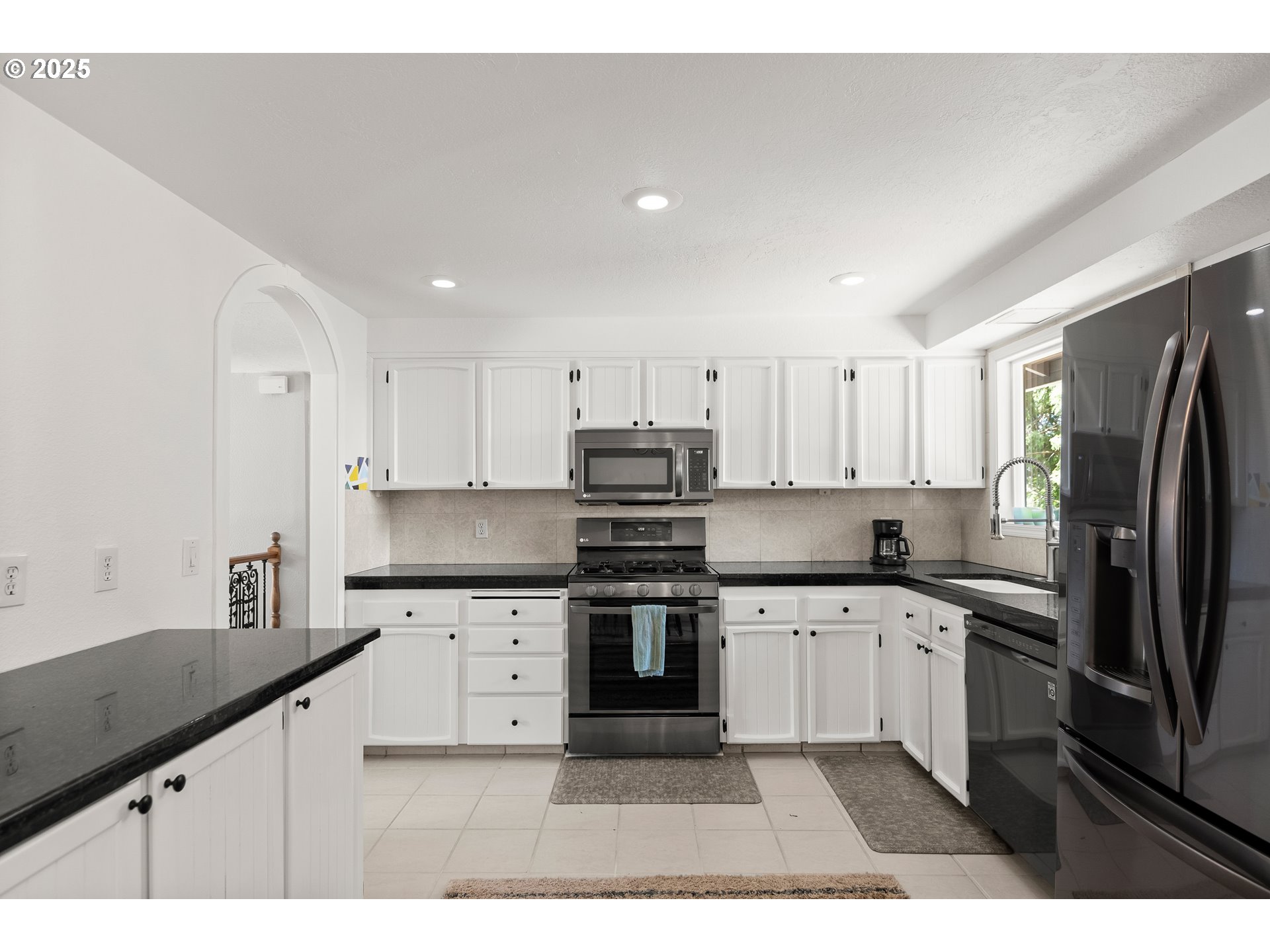 14707 SW WILLAMETTE ST