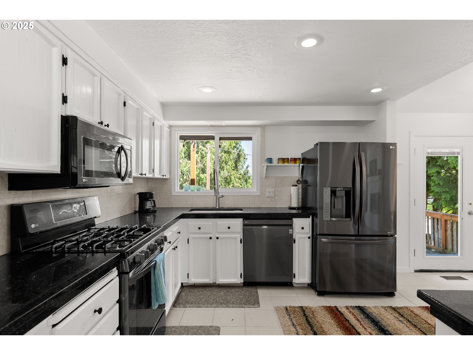 14707 SW WILLAMETTE ST