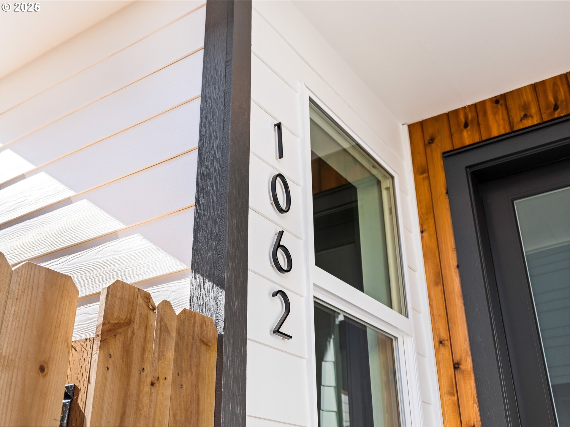 1062 SE Franklin ST, Portland