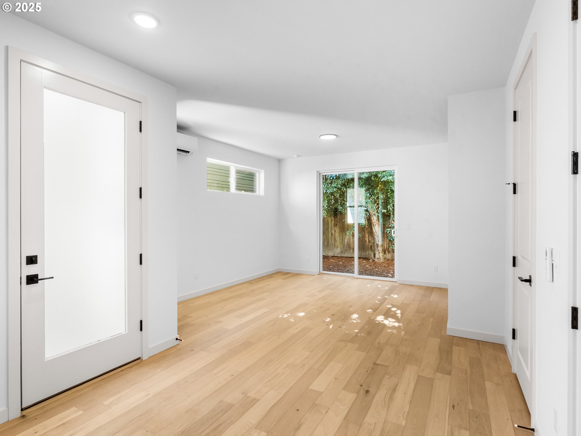 1062 SE Franklin ST, Portland